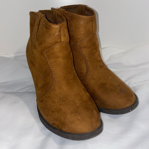 Brown Booties - Picture 3 of 6